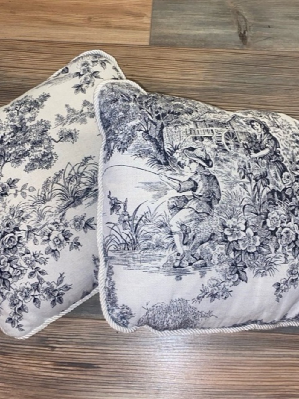 2 Small Vintage black & cream Toile de Jouy pastoral twisted cord French Country
